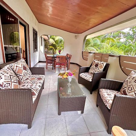 88 Days Self Catering Holidays&Accomodation Baie Lazare  Exterior foto