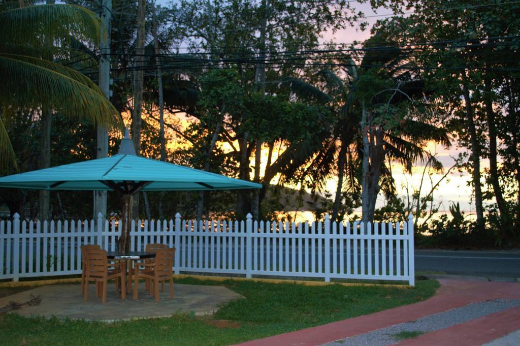 88 Days Self Catering Holidays&Accomodation Baie Lazare  Exterior foto